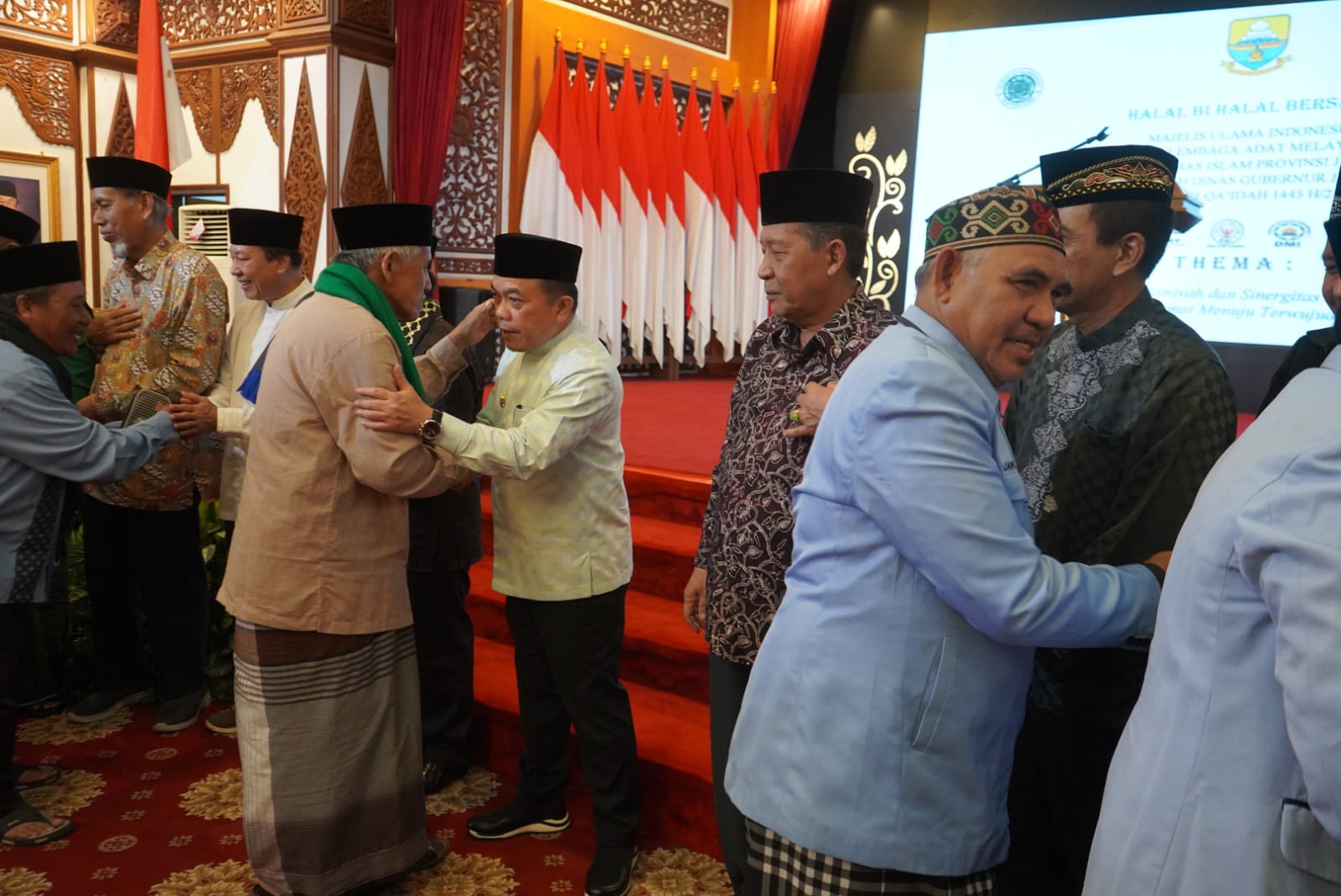 Gubernur dan Wakil Gubernur Halal Bi Halal Bersama MUI, LAM dan Ormas Islam Provinsi Jambi