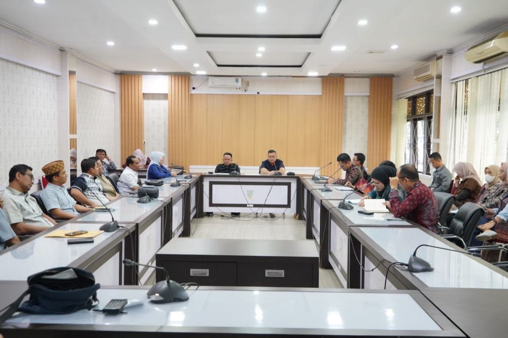 Ketua DPRD Kota Jambi Kasih Tenggat Bank Jambi Sebelum 1 Maret